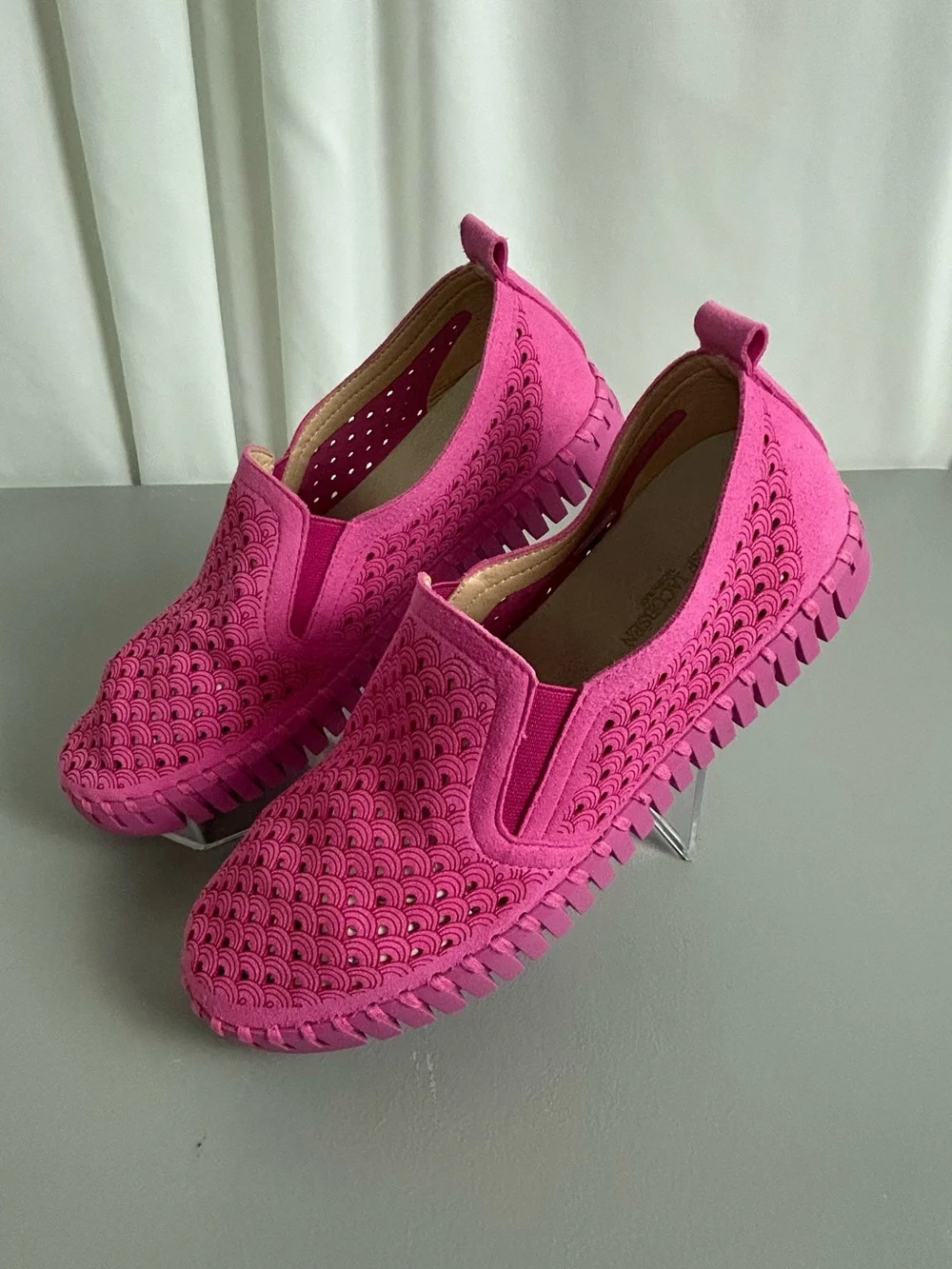 Ilse Jacobsen Rose Pink Perforated Slip-On Loafers size 39/8.5-9 - Picture 4 of 10